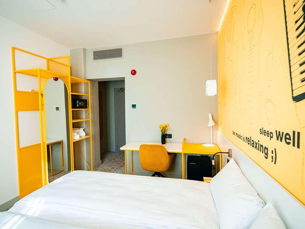 Ibis Styles Sibiu Arsenal Hotel Room photo