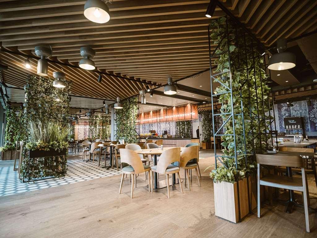 Ibis Styles Sibiu Arsenal Hotel Restaurant photo